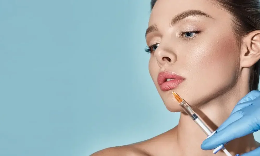 Comparison table of lip flip vs. lip filler features at Glow Wellness Care.